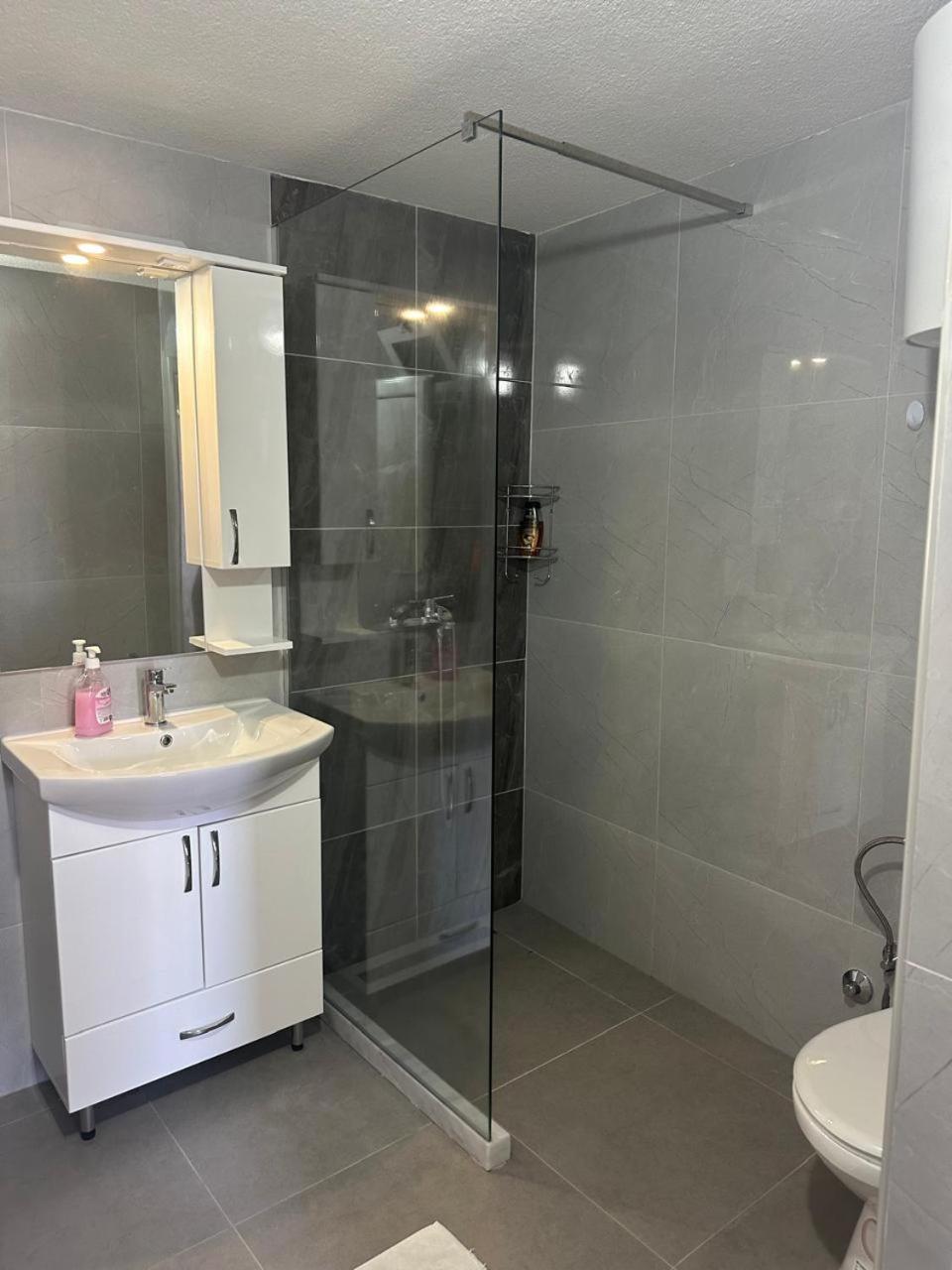 Sobica 2 Apartment Petrovac Ngoại thất bức ảnh